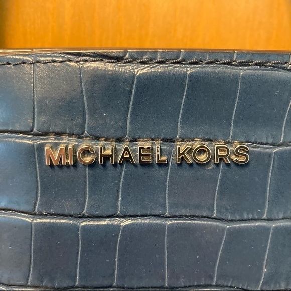 MICHAEL KORS Navy Blue Crocodile Embossed Leather Selma Tote Satchel - Picture 3 of 16